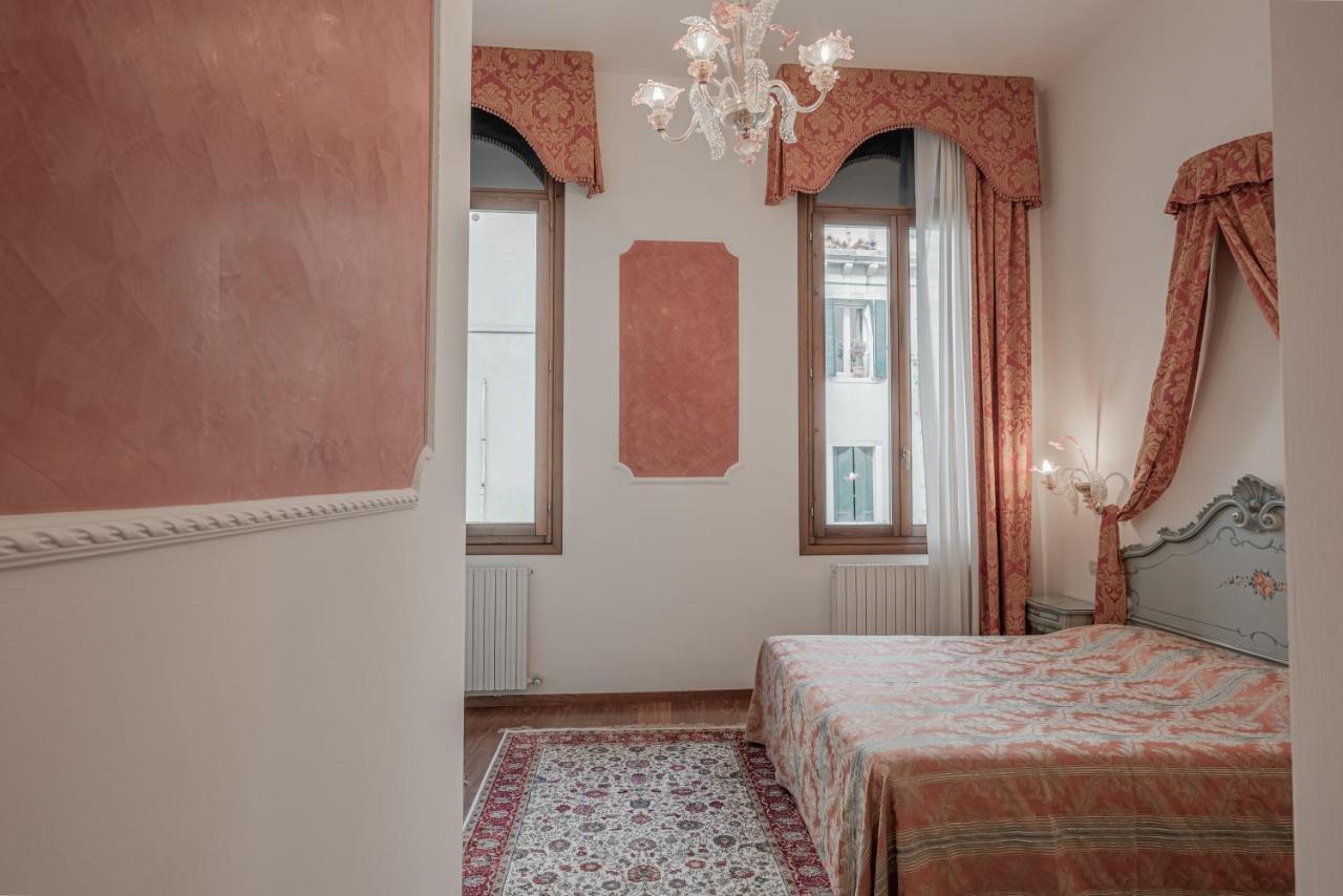 Al Sotoportego Hotel Venezia